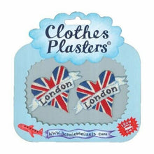 Load image into Gallery viewer, Set of 5 Union Jack Heart Patches – London Clothes Plasters® (2 per Pack)
