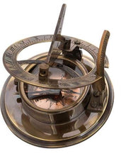 Load image into Gallery viewer, Brass Pocket Sundial and Compass – Beautifully Crafted Gift Ø 7 cm