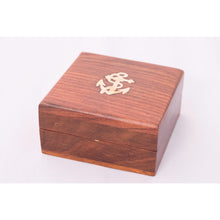 Load image into Gallery viewer, Brass Compass with Polished Presentation Wooden Box – Nautical Gift Idea