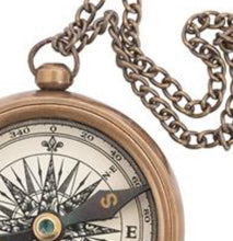 Load image into Gallery viewer, Brass Compass with Aged Look Finish – Vintage Style Travel Gift Ø 5.5 cm