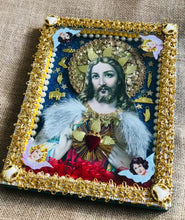 Load and play video in Gallery viewer, Sacred Heart of Jesus Shrine 28cm - Unique Mexican Handmade Art
