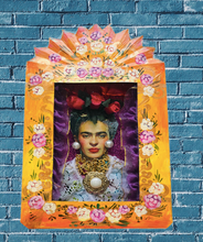 Load image into Gallery viewer, Frida Shrine Floral Diorama 26cm - Mexican Folk Art
