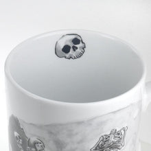 Load image into Gallery viewer, Set of 4 Hamlet&#39;s Soliloquy Porcelain Mugs
