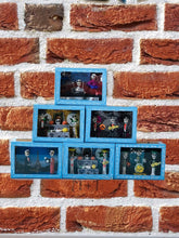 Load image into Gallery viewer, Mexican Skeleton &quot;Altar dedicated to Frida&quot; Showcase Small - Handcrafts
